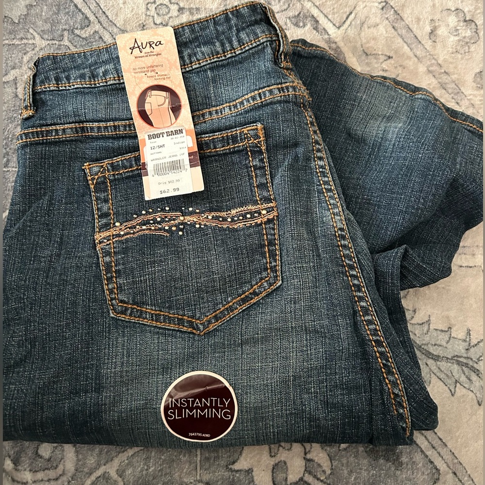 Aura Classic Indigo Jeans